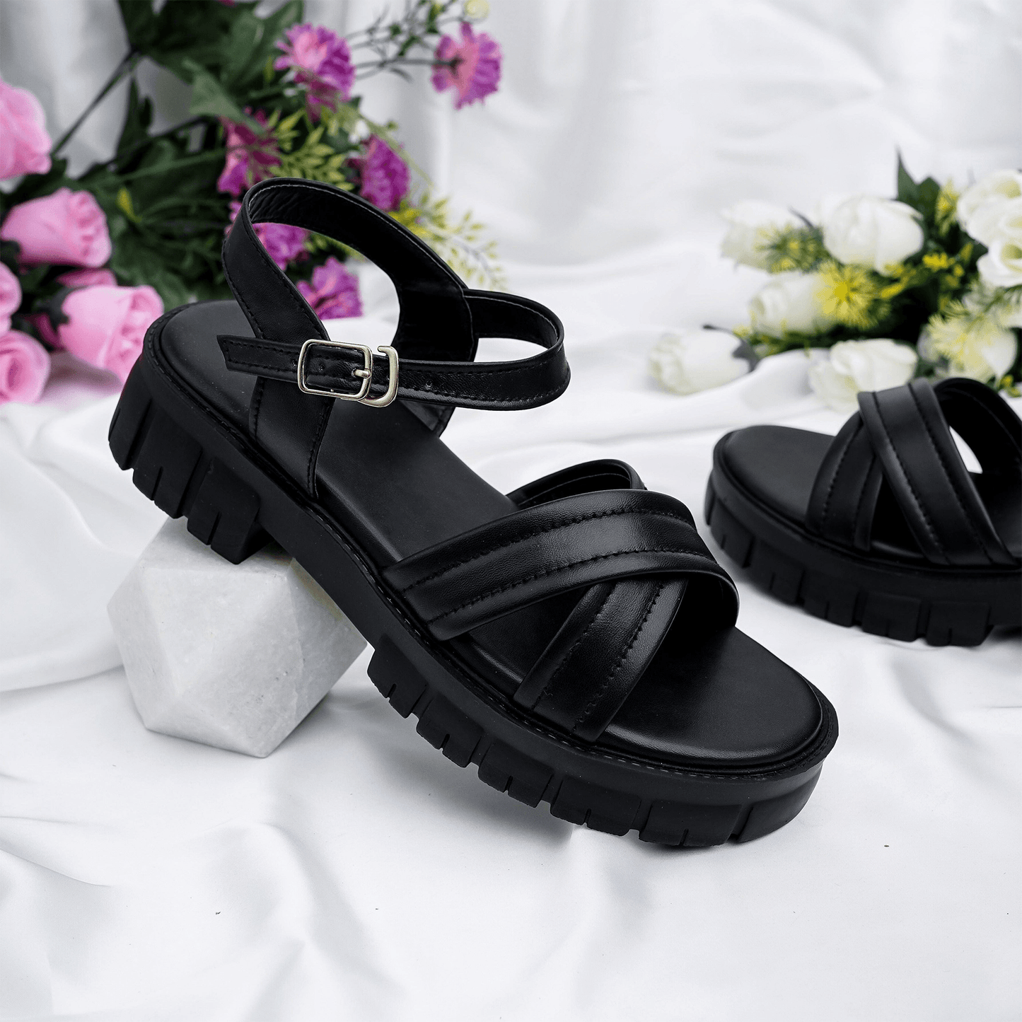 MADDIE - BLACK - Fivo