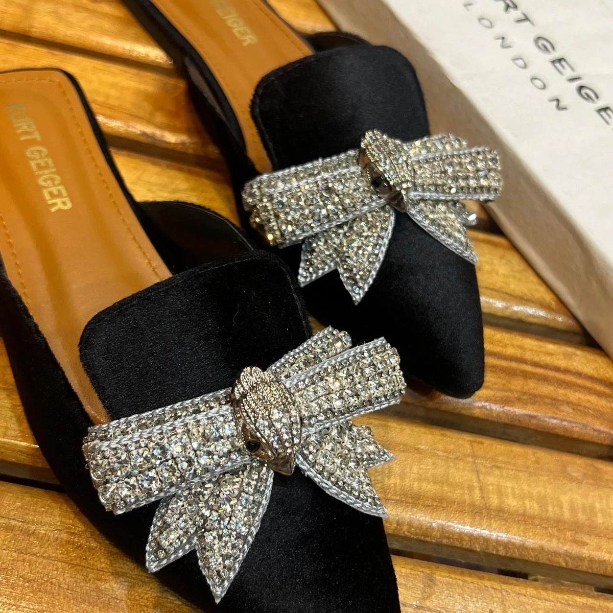 Kurt Geiger Flat